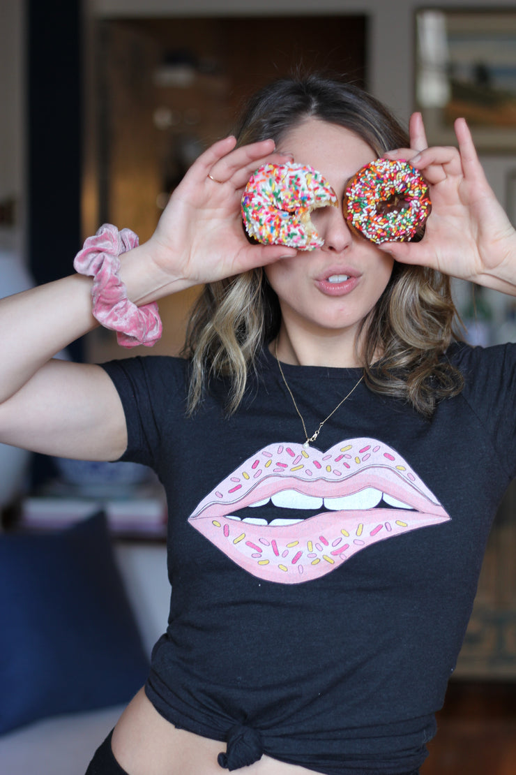donut lips t-shirt